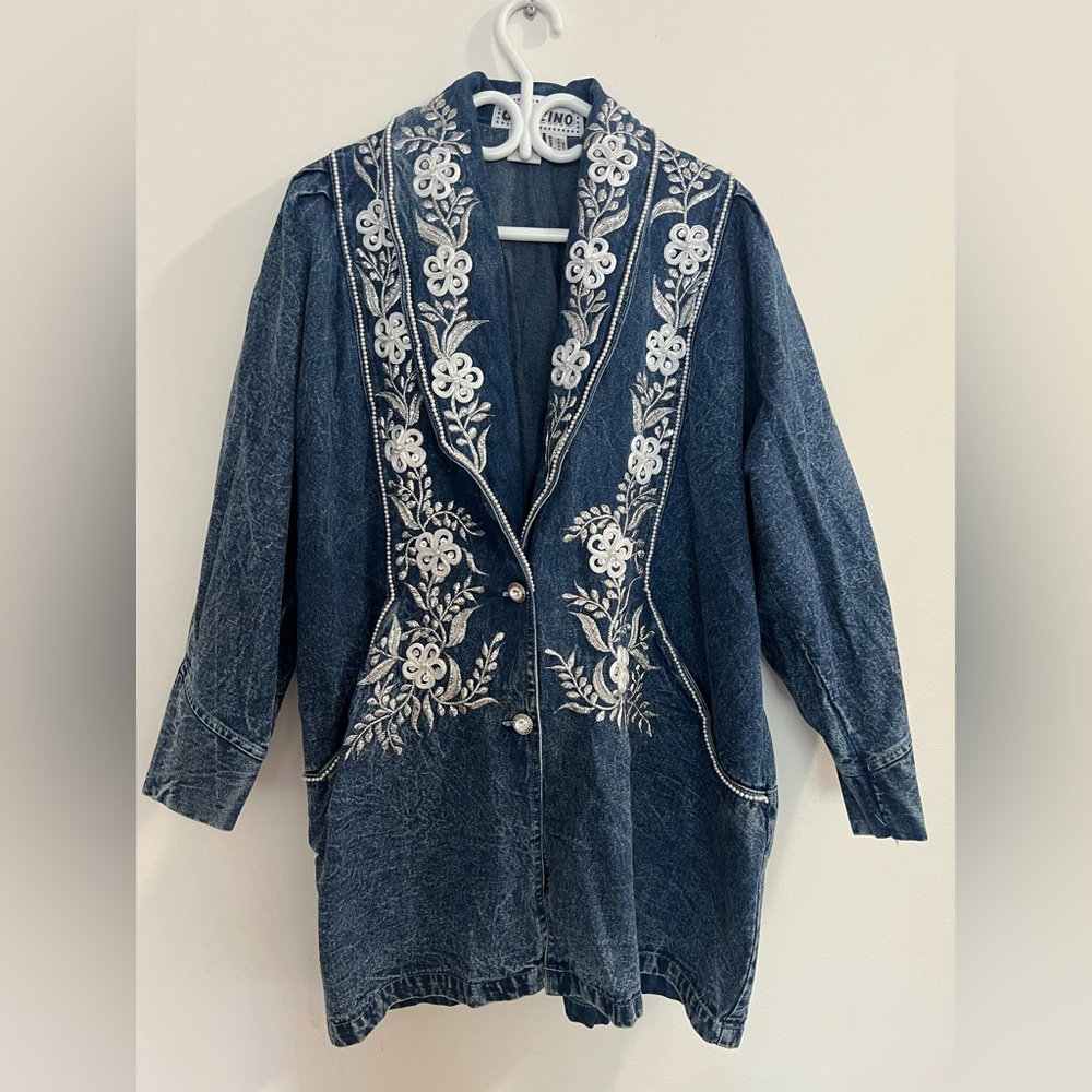 JAZZINO VINTAGE Denim Jacket with Floral Design